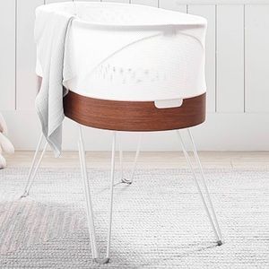 The Happiest Baby Snoo